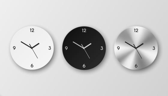 三个逼真有质感的圆形时钟矢量素材(EPS)