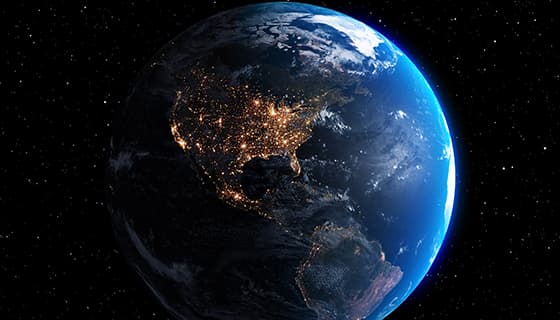 宇宙中看灯火通明的地球高清图片素材(JPG)