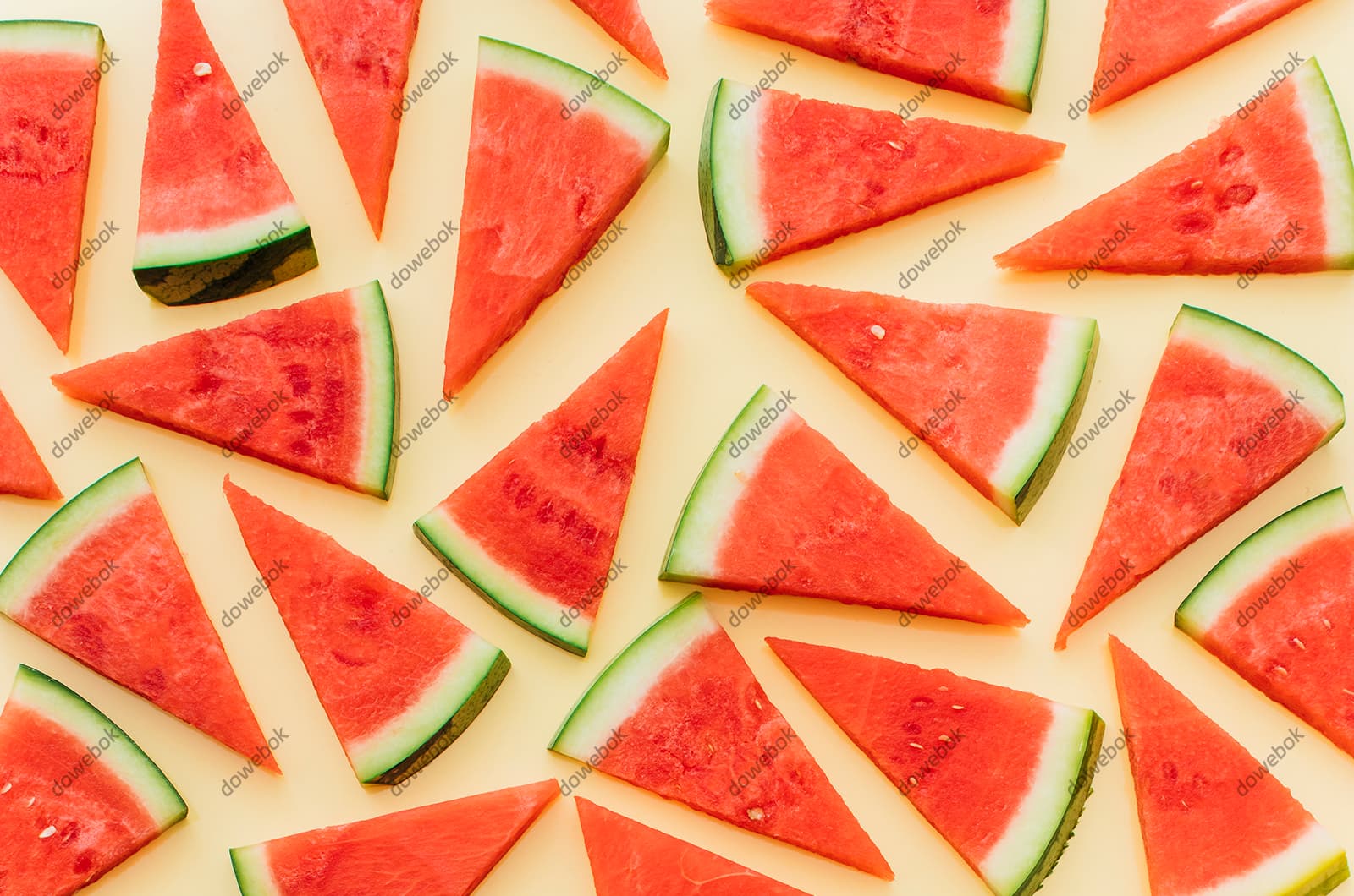 切好的鲜红美味西瓜片素材(JPG)