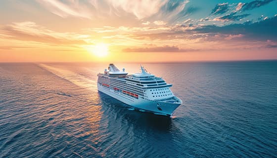 海上的游轮图片素材(JPG)