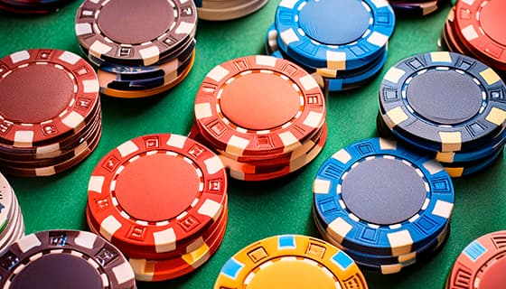 不同颜色的筹码图片素材(JPG)