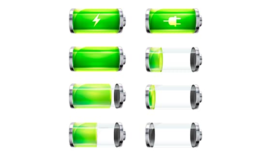八个不同电量的立体绿色电池矢量素材(EPS)