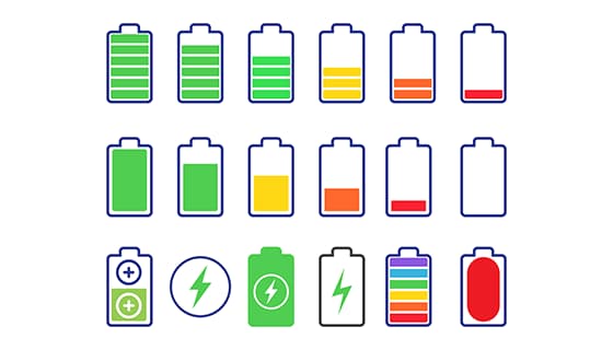 不同颜色和电量的电池图标矢量素材(EPS)
