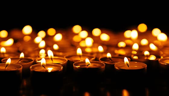 燃烧的蜡烛图片素材(JPG)