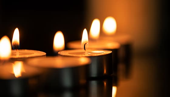 燃烧的蜡烛图片素材(JPG)