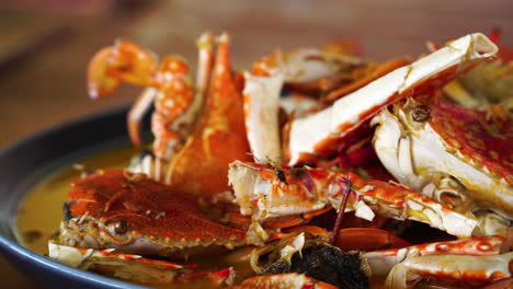 美味诱人的香辣蟹