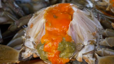 含有丰富蟹黄的大闸蟹