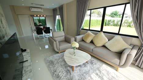 现代豪华舒适的客厅