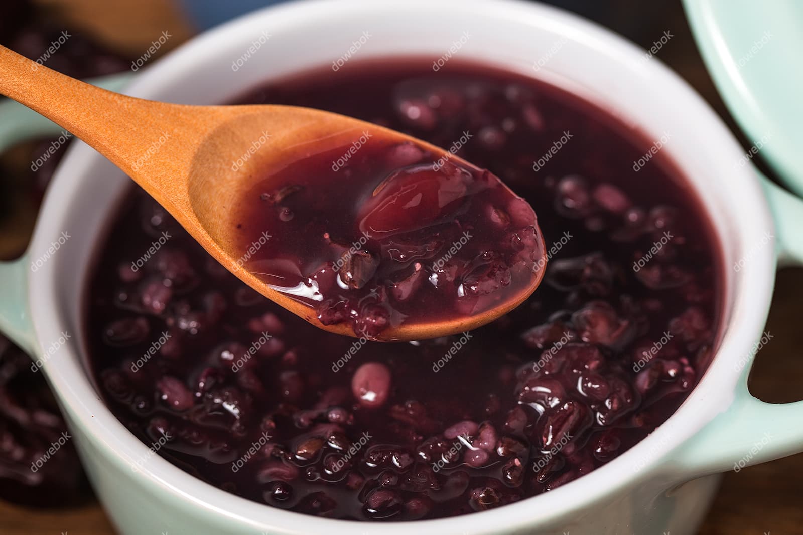 一盅美味可口的八宝粥图片素材(JPG)