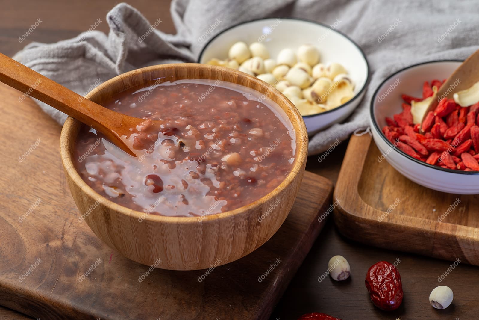 一碗美味诱人的八宝粥图片素材(JPG)