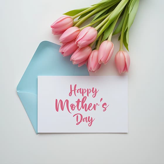 信封和郁金香设计母亲节图片素材