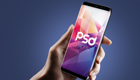 手持三星Galaxy S8模型(PSD)